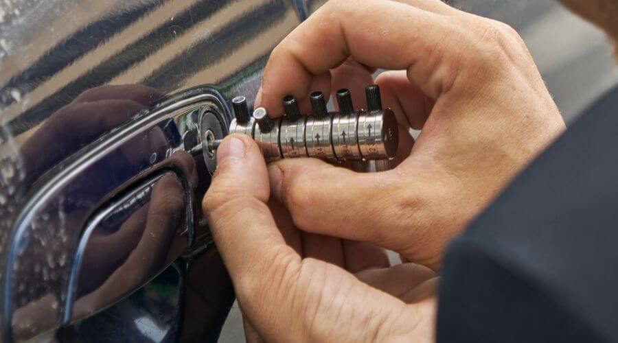 Expert Emergency Roof Repairs services in Montgomery, WV